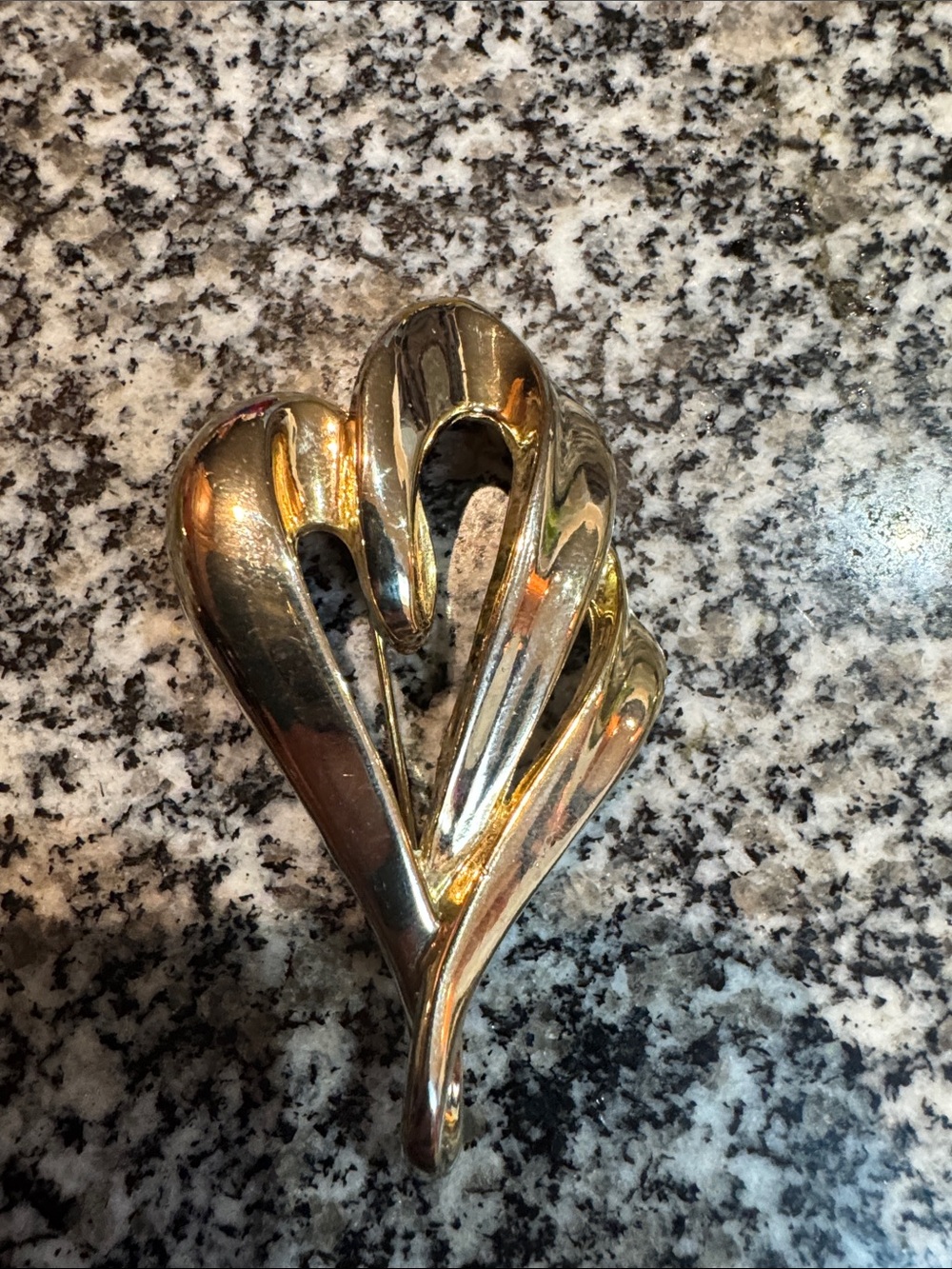 Heart-Shaped Sculptural Brooch in Shiny Gold Tone